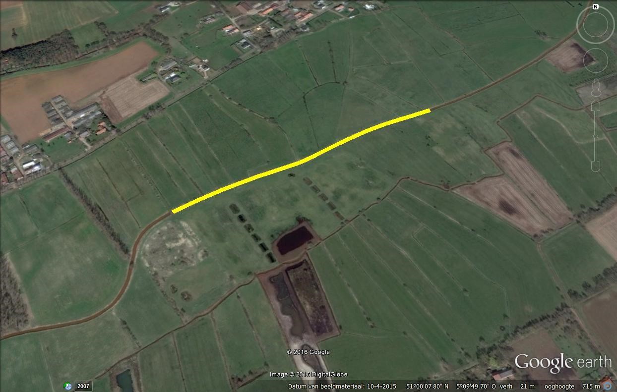 Deelgebied ‘Controle’ (blauw) met aanduiding van sectie van 600 meter (geel) (Foto Google earth 2016).